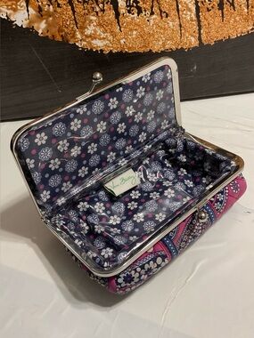 Vera Bradley Quilted Kisslock Clutch Wallet Cosmetic Bag